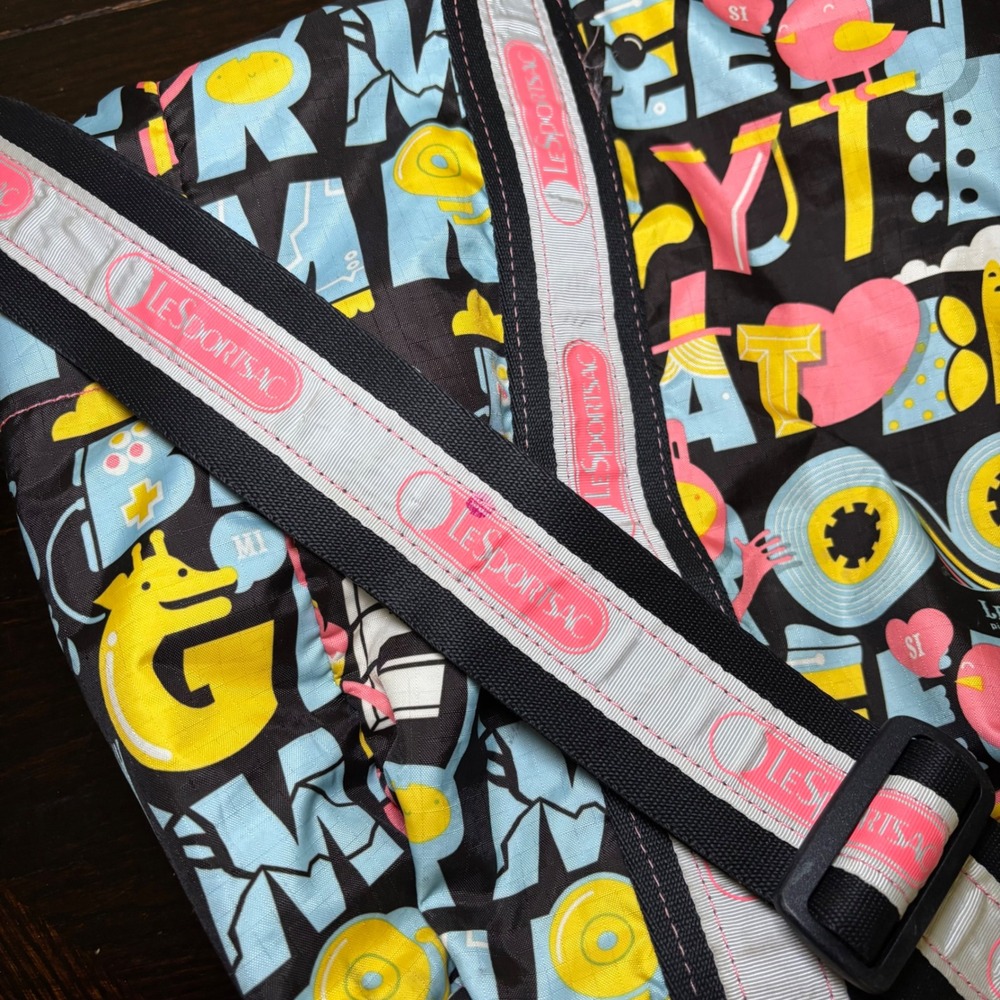 LeSportsac Artist In Residence‎ Pianofuzz Design Graphic Print Weekender Duffel - Picture 6 of 16